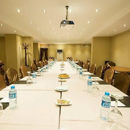Kaya Premium 3* Adana